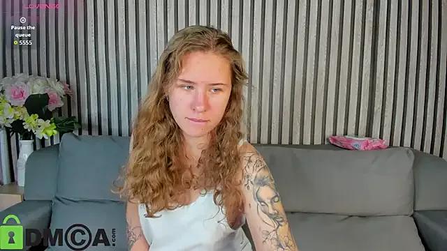 Elsie_Cutties from StripChat is Freechat
