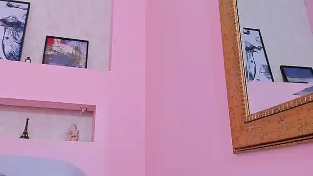 Emilly_Garcia from StripChat is Freechat