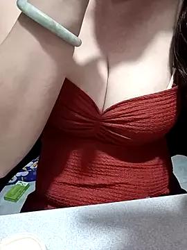Emily___Sex from StripChat is Freechat