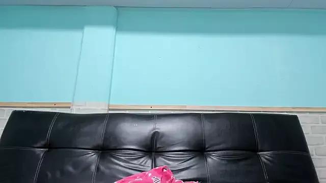 emily_hunter12 from StripChat is Freechat