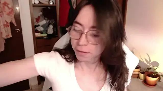 emily_pearl_ from StripChat is Freechat