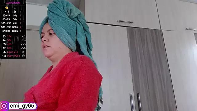 emilyn_grey1 from StripChat is Freechat