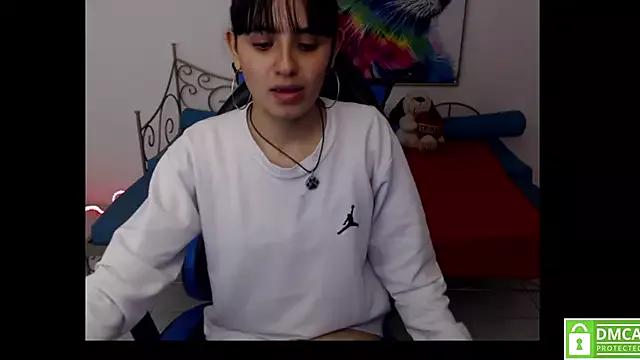 Emilyy_evans_ from StripChat is Freechat