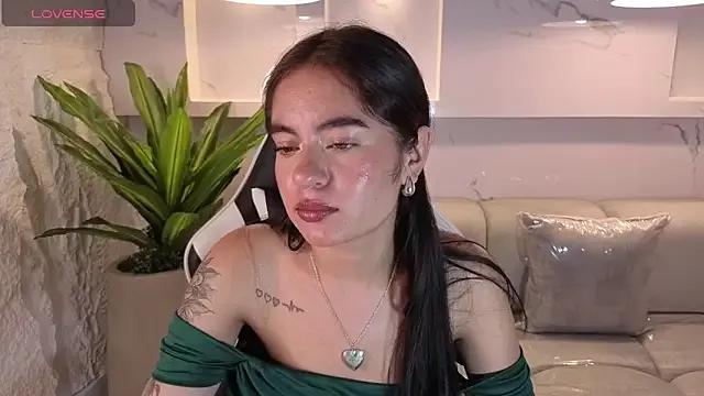 Emma_Baker_TP from StripChat is Freechat