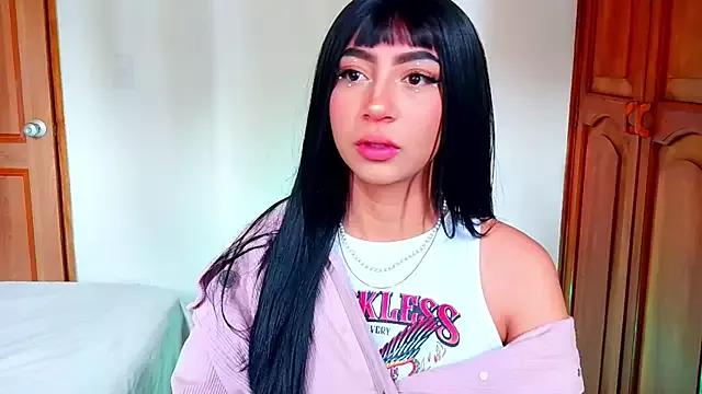 emma_web_ from StripChat is Freechat