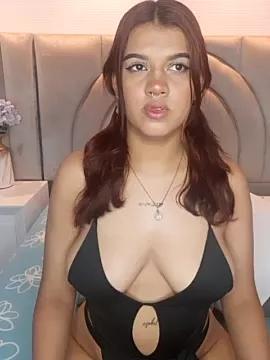Emmaconor from StripChat