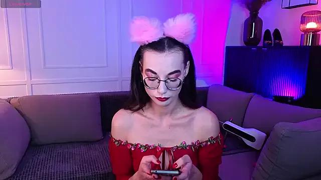 EmmaJakson from StripChat is Freechat