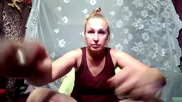 EnchantingEcho from StripChat is Freechat