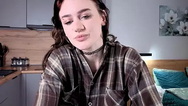 eshleeygreen from StripChat is Freechat