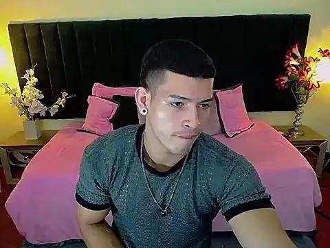ethan_rodgers from StripChat is Freechat
