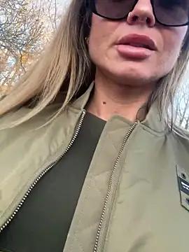 Girls free live sex cams: Check out the satisfaction of typing and cam2cam with our sensual livestreamers, who will teach you all about temptation and desires with their smoking hot physiques.