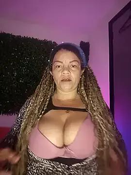 Eva_Luxei from StripChat is Freechat