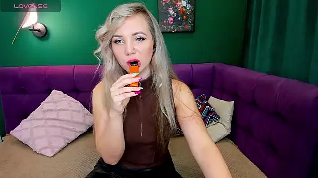 Girls free live sex cams: Check out the satisfaction of typing and cam2cam with our sensual livestreamers, who will teach you all about temptation and desires with their smoking hot physiques.