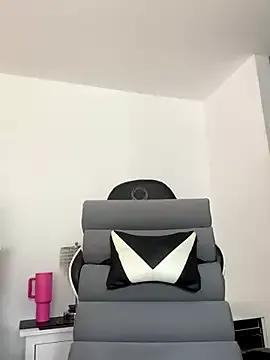 exoticcute from StripChat is Freechat