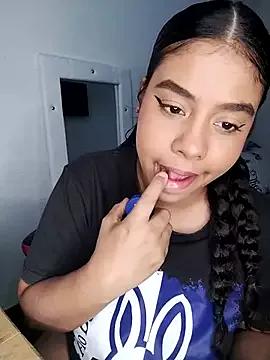 Fanny_Klean from StripChat is Freechat