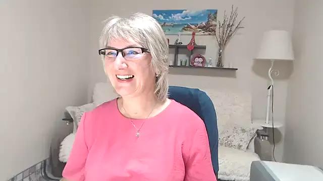 FleurMays from StripChat is Freechat