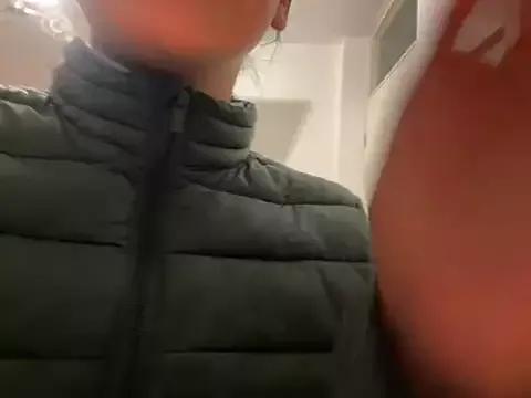 ForeverLola2024 from StripChat is Freechat