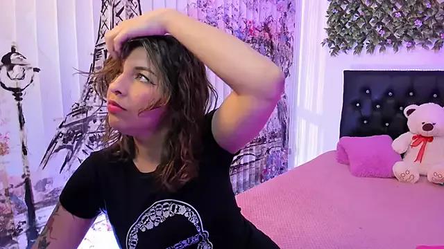 Fox_honey_ from StripChat is Freechat