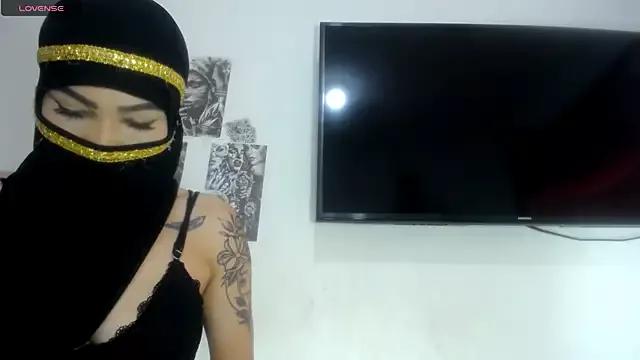 Foxy_Lovex from StripChat is Freechat