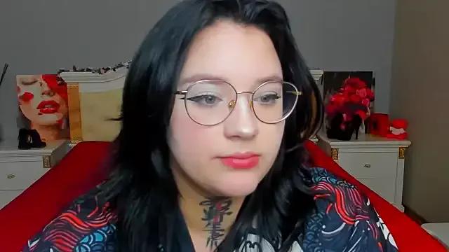 FoxyAstra from StripChat is Freechat