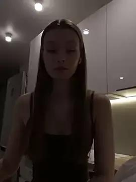 FriendlyFire_18 from StripChat is Freechat