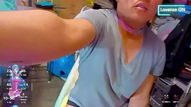 Ftm_Bunny from StripChat is Freechat