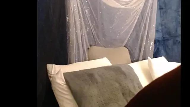 GabbyTate from StripChat is Freechat