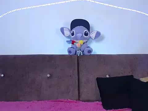 Girls free live sex cams: Check out the satisfaction of typing and cam2cam with our sensual livestreamers, who will teach you all about temptation and desires with their smoking hot physiques.