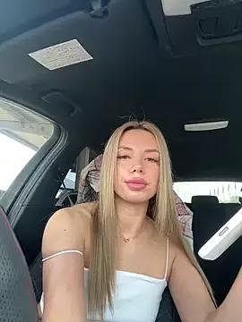 Girls free live sex cams: Check out the satisfaction of typing and cam2cam with our sensual livestreamers, who will teach you all about temptation and desires with their smoking hot physiques.