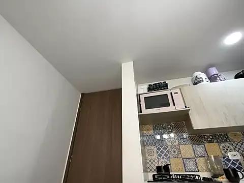 gaby_wild_fire from StripChat is Freechat