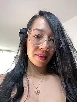 gaby_wild_fire from StripChat is Freechat