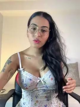 genesissara from StripChat is Freechat