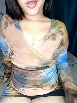 Girls free live sex cams: Check out the satisfaction of typing and cam2cam with our sensual livestreamers, who will teach you all about temptation and desires with their smoking hot physiques.