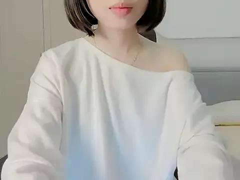 ggLovee from StripChat is Freechat