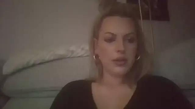 Gigi-Honey from StripChat is Freechat