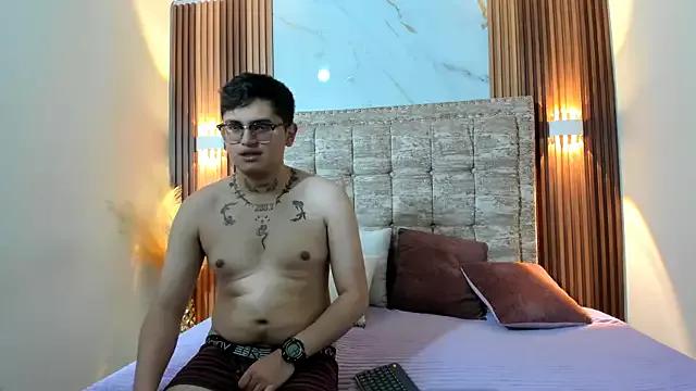 Girls free live sex cams: Check out the satisfaction of typing and cam2cam with our sensual livestreamers, who will teach you all about temptation and desires with their smoking hot physiques.