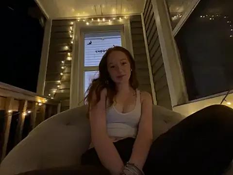 Photos of gingerbabe18 from StripChat is Freechat