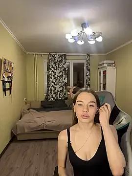 girls_n_roses from StripChat is Freechat