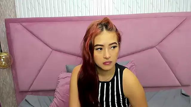 Gisselle_walker from StripChat is Freechat