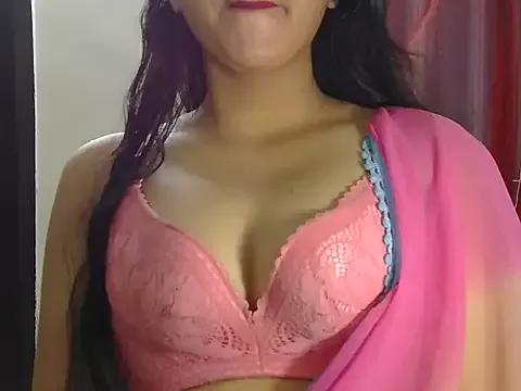 Glamorous_Aditi from StripChat is Freechat