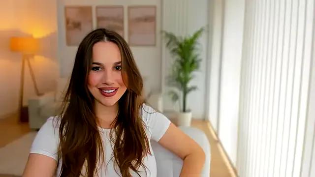 GoddessRoxana from StripChat is Freechat