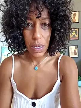 Photos of Goldenlace from StripChat is Freechat