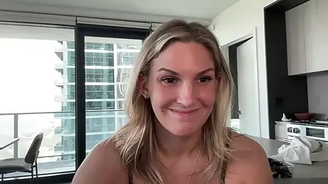 Girls free live sex cams: Check out the satisfaction of typing and cam2cam with our sensual livestreamers, who will teach you all about temptation and desires with their smoking hot physiques.