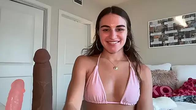 graciesmith27 from StripChat is Freechat