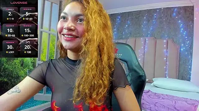 Hailey_blaze from StripChat is Freechat