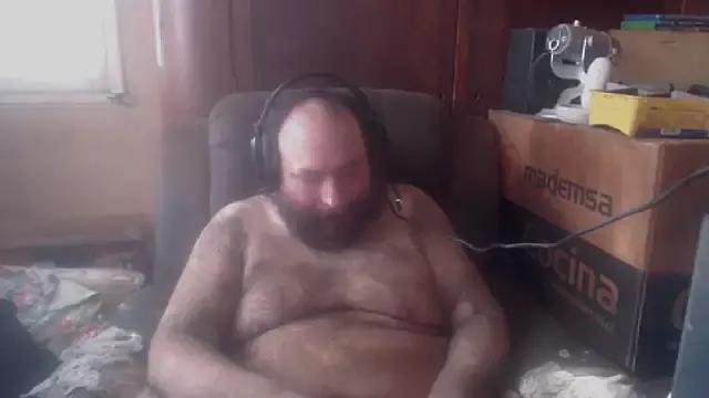 hairyhulk from StripChat is Freechat