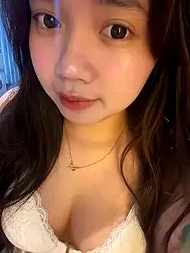Hanna230 from StripChat is Freechat