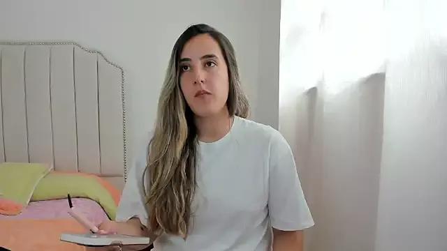 Hanna86 from StripChat