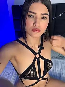 Hanna_Lara from StripChat is Freechat