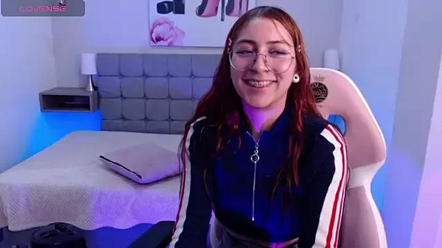 Girls free live sex cams: Check out the satisfaction of typing and cam2cam with our sensual livestreamers, who will teach you all about temptation and desires with their smoking hot physiques.